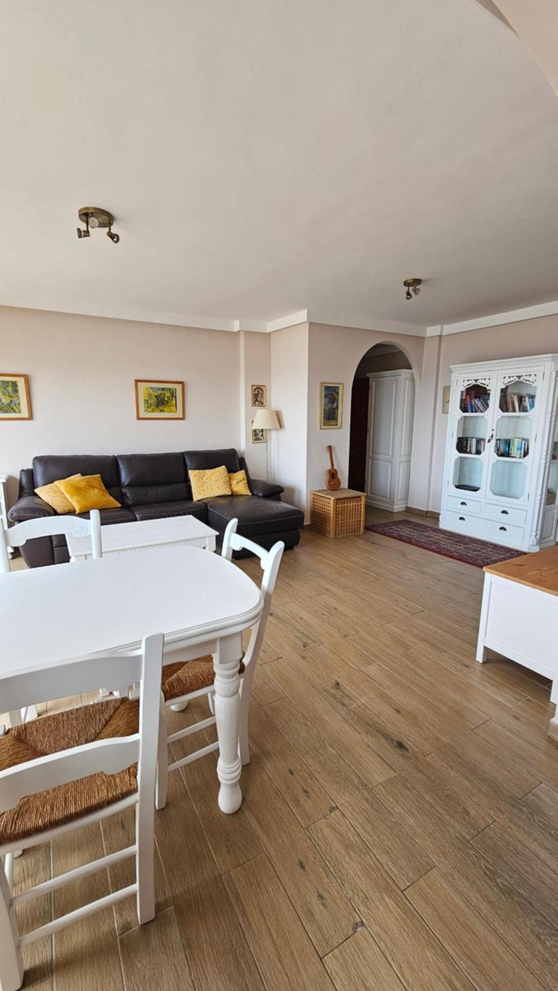 Edificio Sol Apartment *